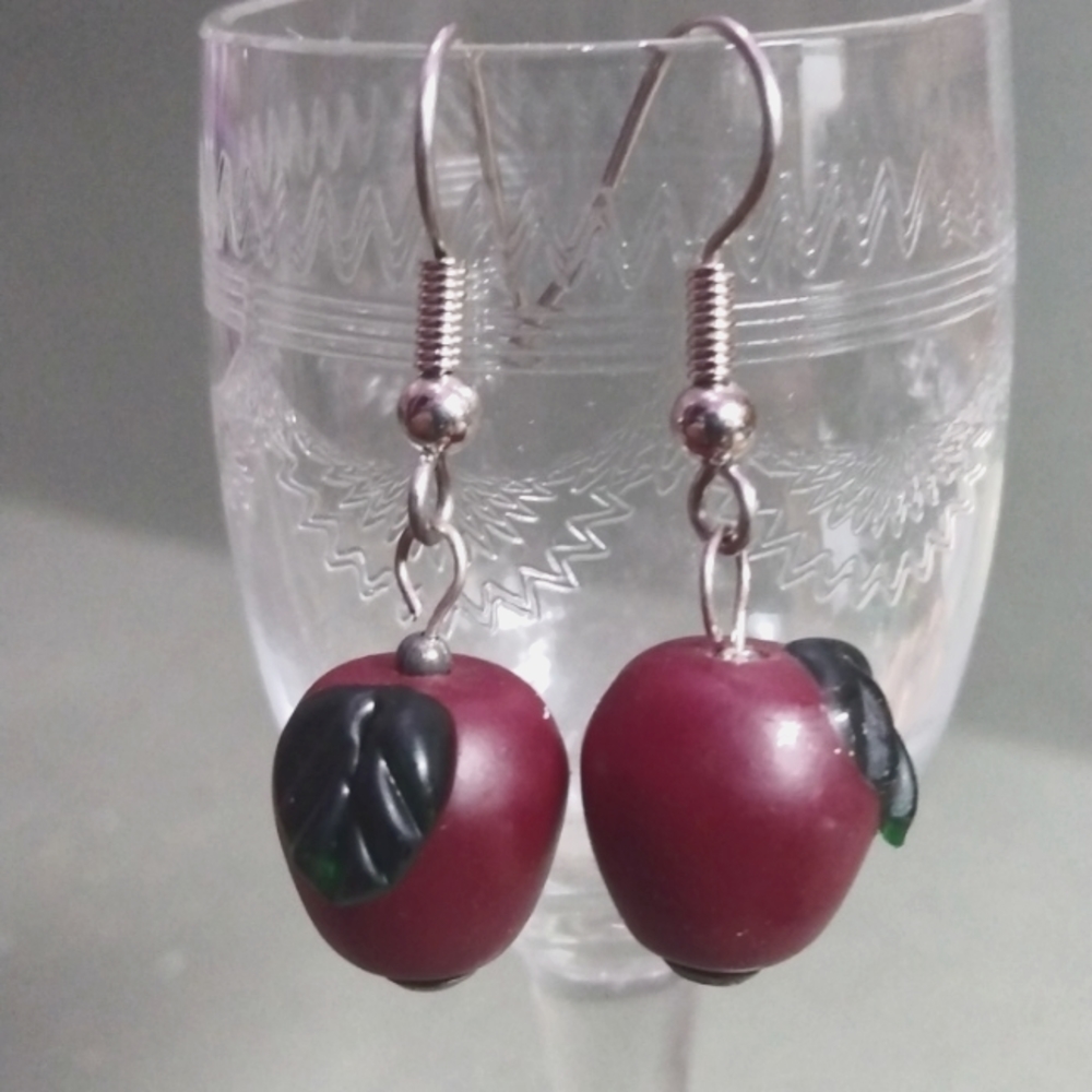 Red apple earrings